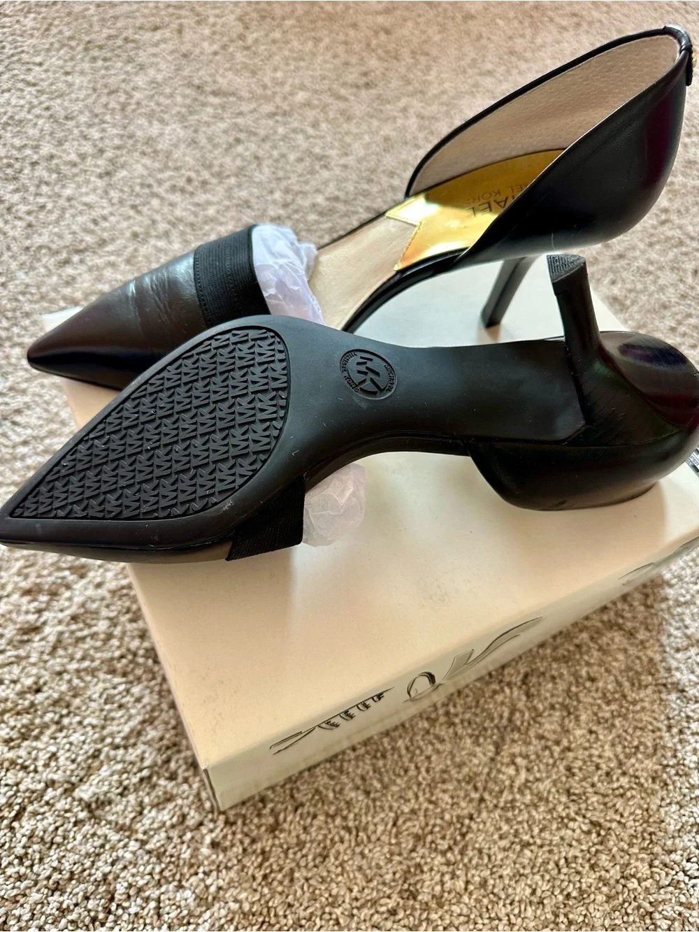 Michael Kors sophisticated michael